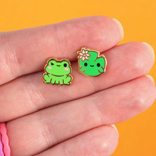 Froggy Friends - Stud Buds Earring Club