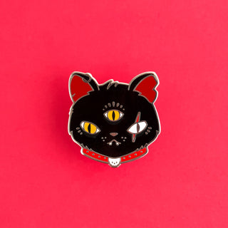 Gritty Kitty Enamel Pin